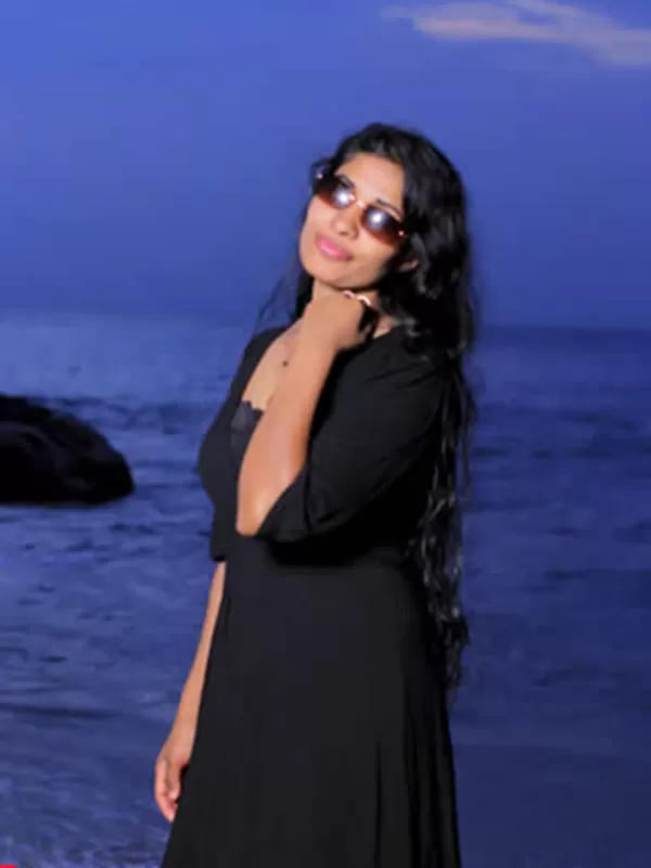 Hello ! I am Naina Chaudhry a sexy Jaipur call girl 1 Hello ! I am Naina Chaudhry a sexy Jaipur call girl 1