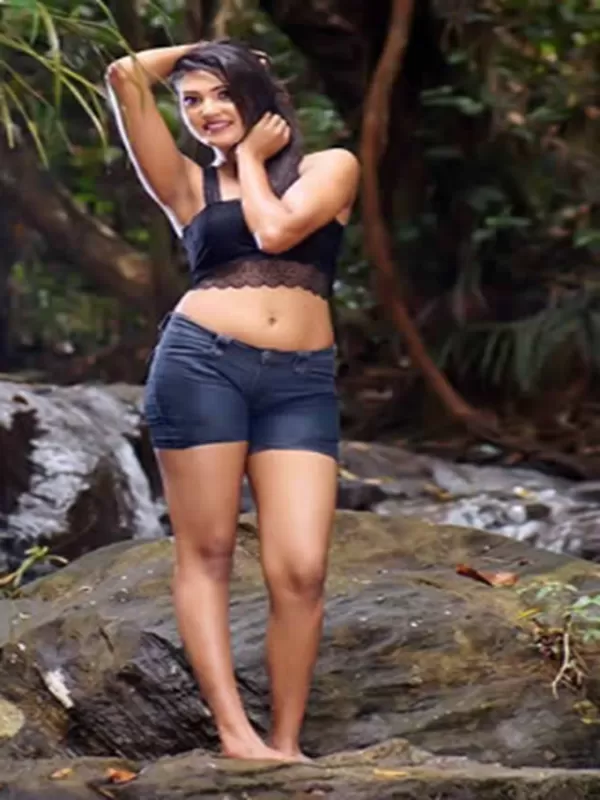 Hello ! I am Soumya Tiwari a sexy Blow job Kanpur call girl 2 Hello ! I am Soumya Tiwari a sexy Blow job Kanpur call girl 2