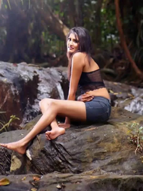 Hello ! I am Soumya Tiwari a sexy Blow job Kanpur call girl 3 Hello ! I am Soumya Tiwari a sexy Blow job Kanpur call girl 3