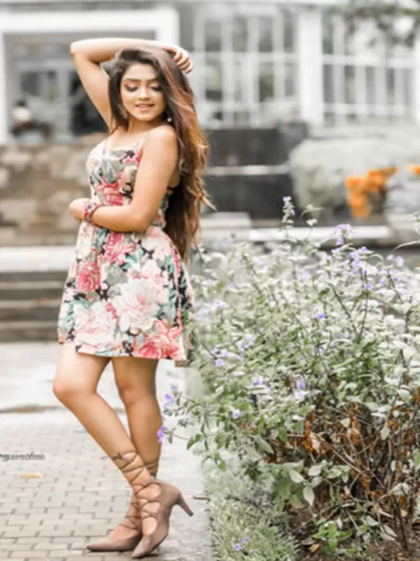 Hello ! I am Bhavya Singh a sexy Delhi call girl 1 Hello ! I am Bhavya Singh a sexy Delhi call girl 1