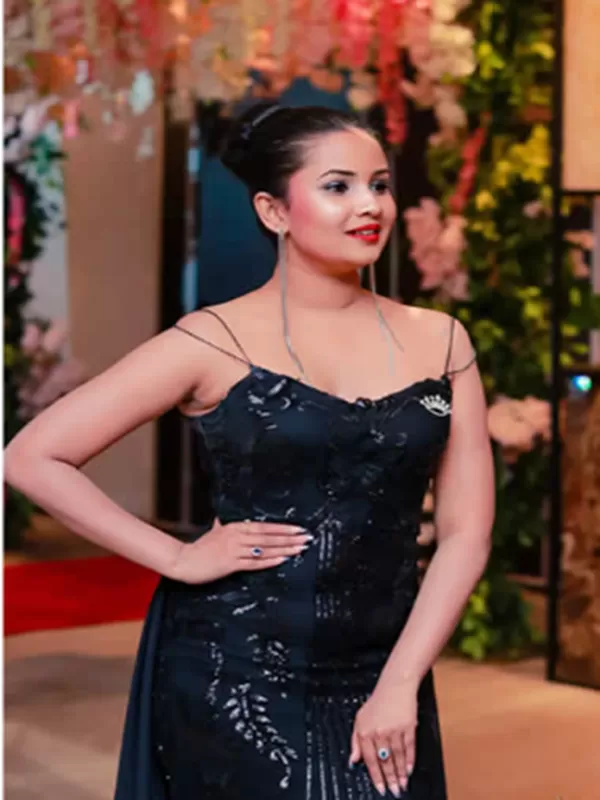 Hello ! I am Seema Tiwari a sexy Delhi call girl 3 Hello ! I am Seema Tiwari a sexy Delhi call girl 3