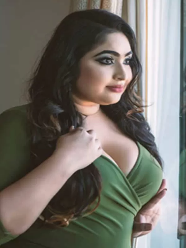 Hello ! I am Himanshi Phatak a sexy Hyderabad call girl 3 Hello ! I am Himanshi Phatak a sexy Hyderabad call girl 3
