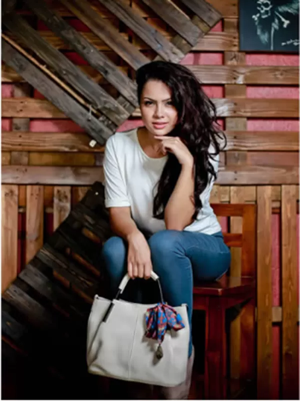 Hello! My name is Anya Rathore Goyal a seductive Hyderabad call girl. 2 Hello! My name is Anya Rathore Goyal a seductive Hyderabad call girl. 2