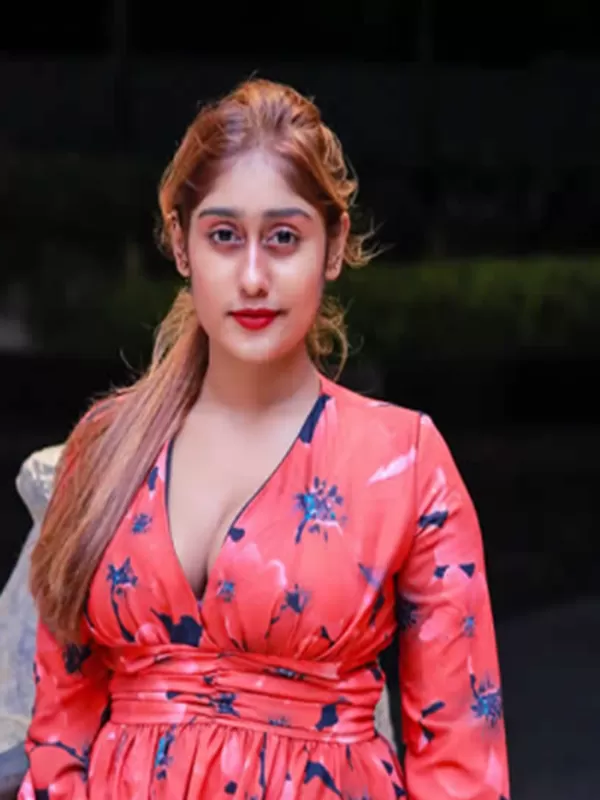 Hello ! I am Srinidhi Goshal a sexy Hyderabad call girl 1 Hello ! I am Srinidhi Goshal a sexy Hyderabad call girl 1
