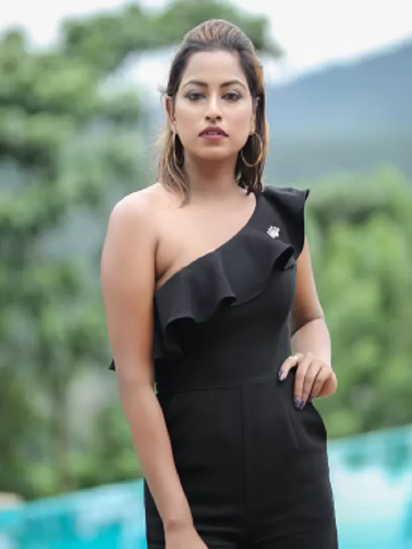 I am attractive and blowjob call girl in Bangalore. full Satisafaction 1 I am attractive and blowjob call girl in Bangalore. full Satisafaction 1
