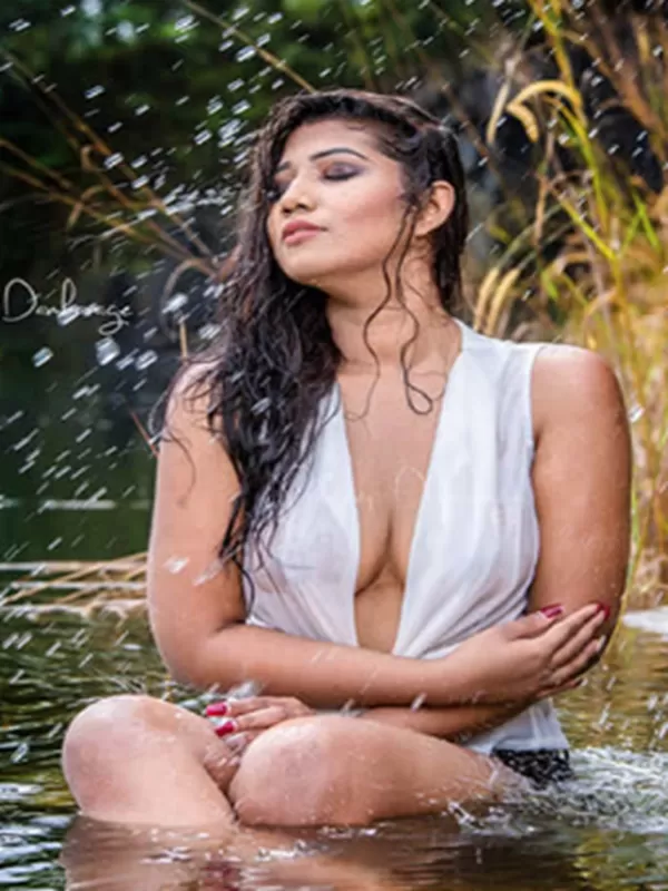 Hello ! I am Janvi Arora a sexy Blow job Bangalore call girl 2 Hello ! I am Janvi Arora a sexy Blow job Bangalore call girl 2