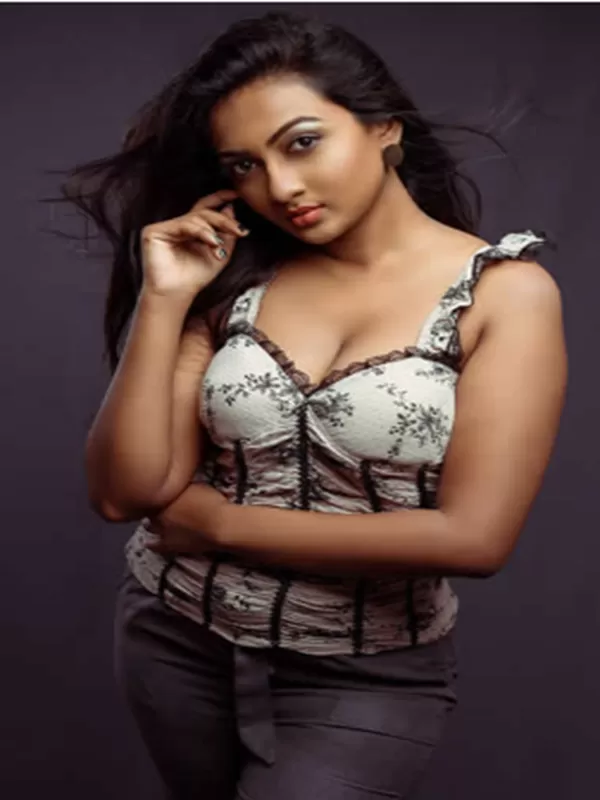 Hello ! I am Heena Khan a sexy Visakhapatnam call girl 2 Hello ! I am Heena Khan a sexy Visakhapatnam call girl 2