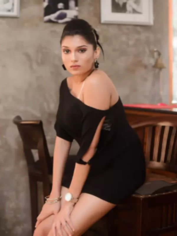 Hello ! I am Neelam Gujjar a naughty Visakhapatnam call girl 2 Hello ! I am Neelam Gujjar a naughty Visakhapatnam call girl 2
