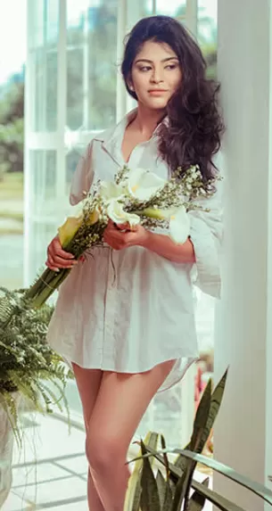 Diya Malik a sexy call girl from Guwahati 2 Diya Malik a sexy call girl from Guwahati 2
