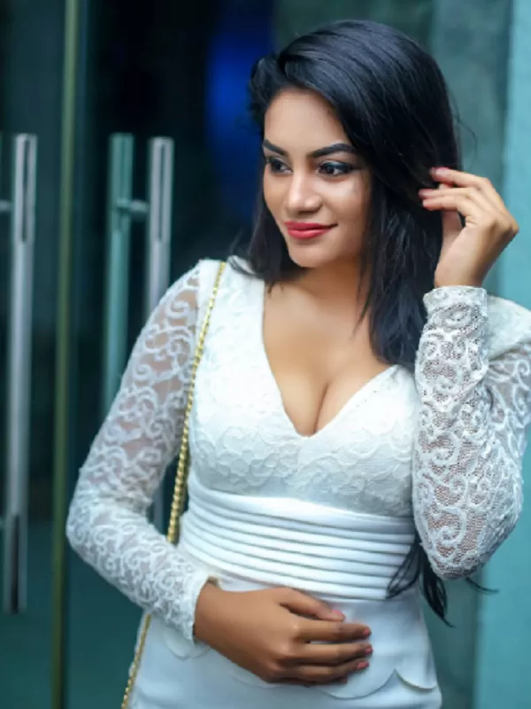 I am a horny sex girl from Gurgaon. I feel at ease in every position 2 I am a horny sex girl from Gurgaon. I feel at ease in every position 2