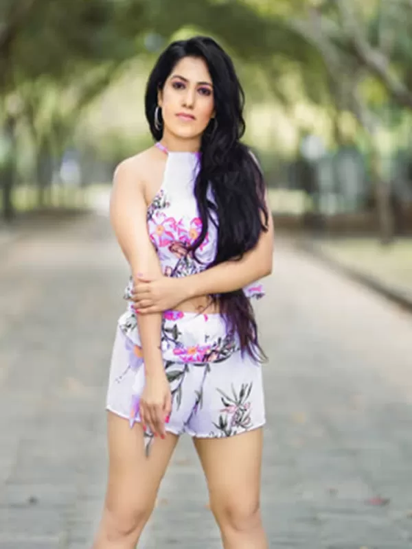 Hello there! My name is Saniya jatt a seductive Gurgaon call girl. 2 Hello there! My name is Saniya jatt a seductive Gurgaon call girl. 2