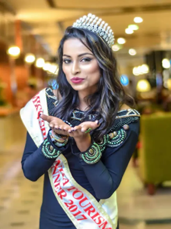 Hello there! My name is Sheetal Mishra a horny Ahmedabad call girl. 3 Hello there! My name is Sheetal Mishra a horny Ahmedabad call girl. 3