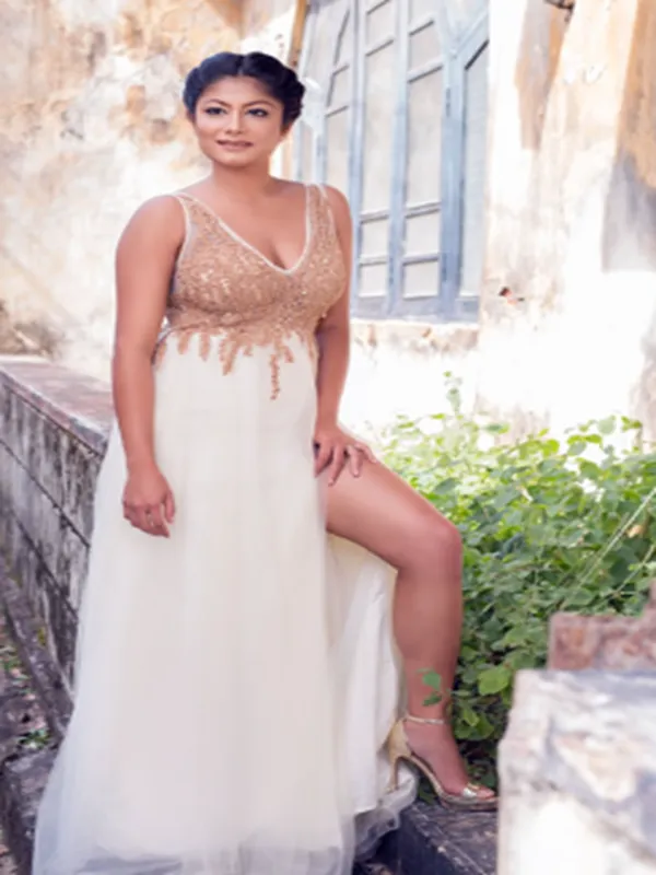 Hello! My name is Monika Chauhan a attractive Jabalpur call girl. 1 Hello! My name is Monika Chauhan a attractive Jabalpur call girl. 1