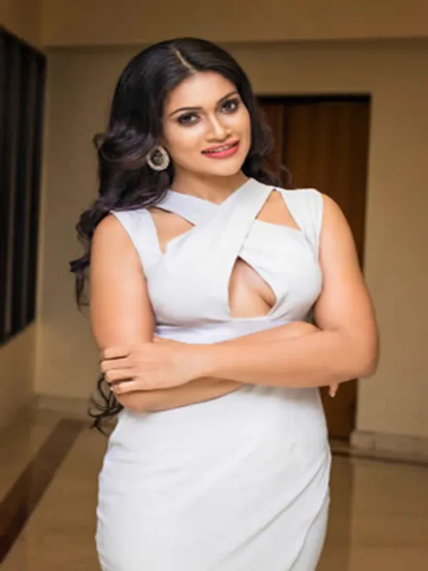 Hello ! I am Gaurika Roy a horny Bhubaneswar call girl 3 Hello ! I am Gaurika Roy a horny Bhubaneswar call girl 3