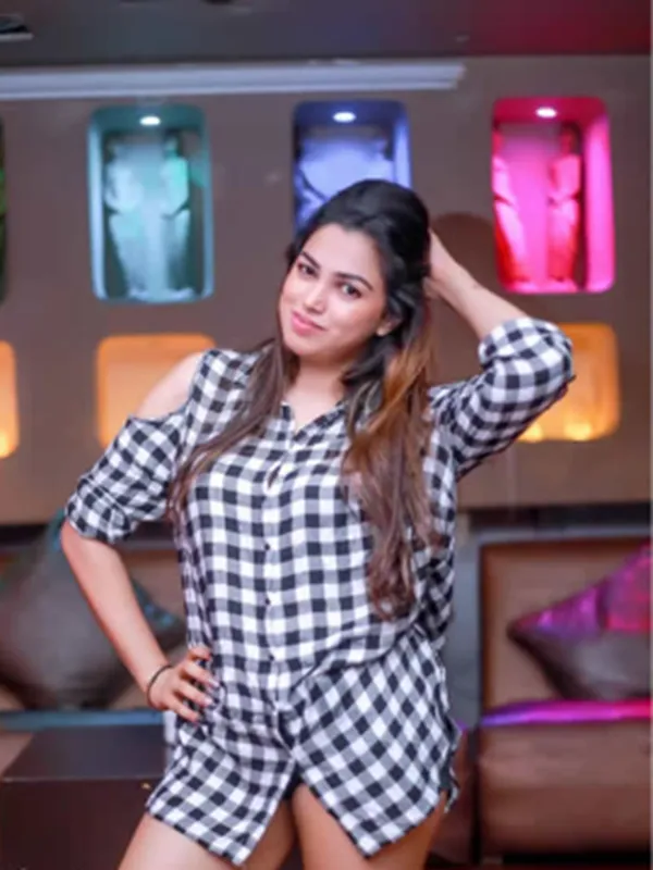 Hello ! I am Shefali Aggarwal a good looking Amritsar call girl 3 Hello ! I am Shefali Aggarwal a good looking Amritsar call girl 3