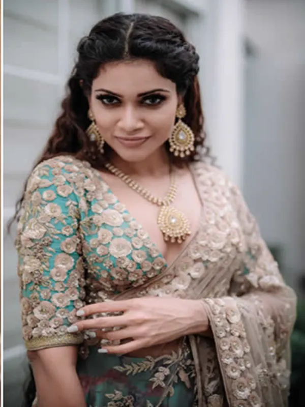 Hello ! I am Aliya Kumari a attractive Dehradun call girl 2 Hello ! I am Aliya Kumari a attractive Dehradun call girl 2