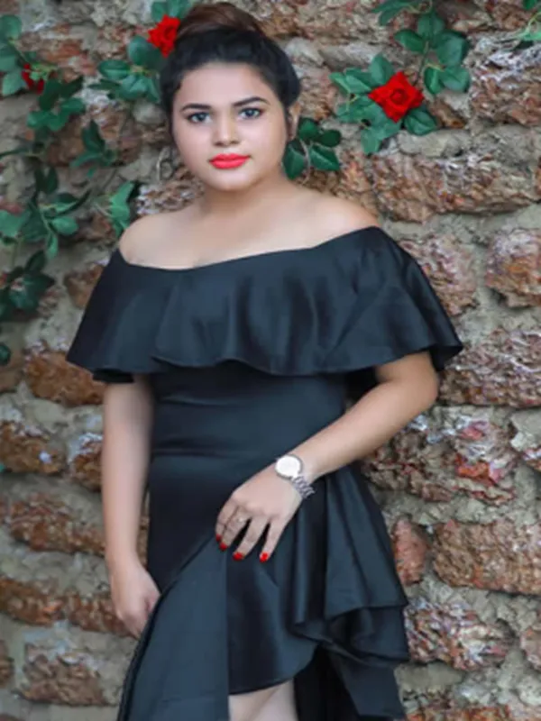 Hello ! I am Himani Rajput a sexy Siliguri call girl 1 Hello ! I am Himani Rajput a sexy Siliguri call girl 1