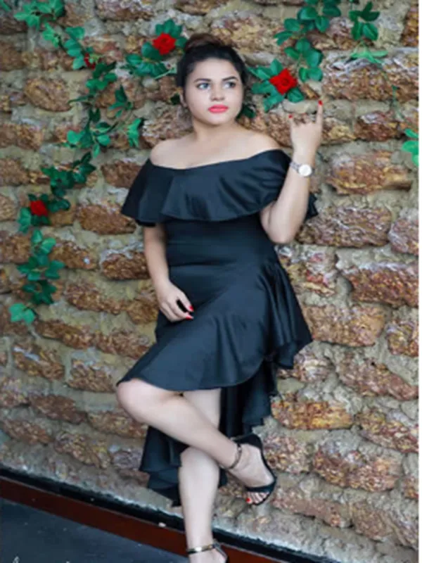 Hello ! I am Himani Rajput a sexy Siliguri call girl 2 Hello ! I am Himani Rajput a sexy Siliguri call girl 2