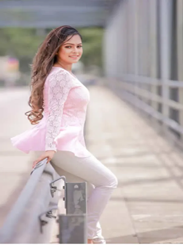 Great day, This side Geeta Rai a naughty Shimla call girl 2 Great day, This side Geeta Rai a naughty Shimla call girl 2