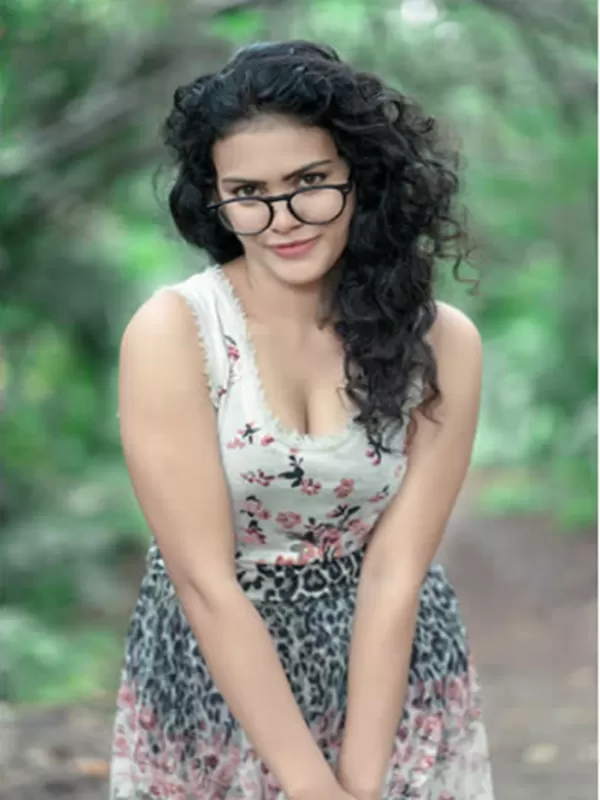 Hello there! My name is Geeta Sharma a hot Chandigarh call girl. 2 Hello there! My name is Geeta Sharma a hot Chandigarh call girl. 2