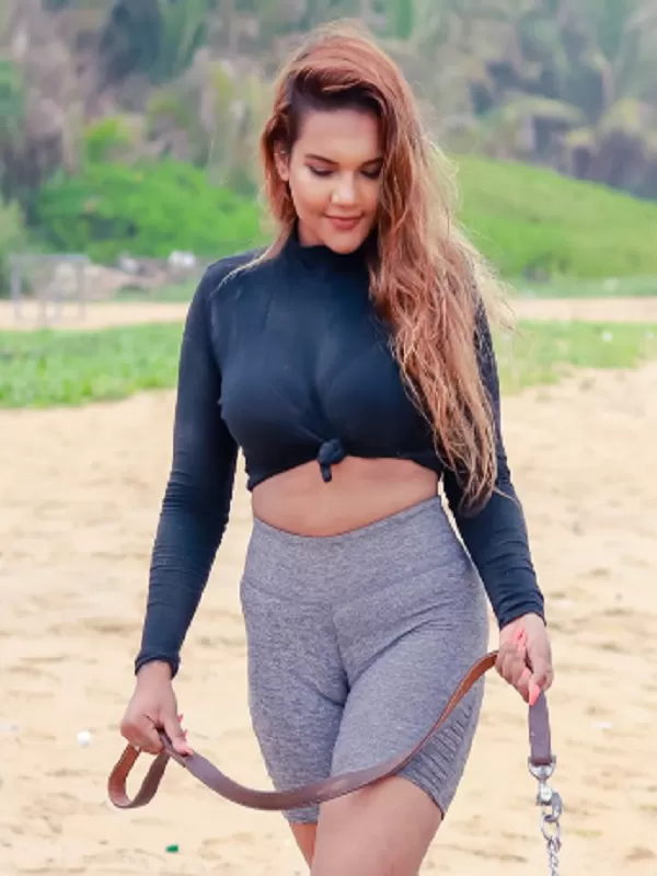 I am Kaashvi Mirza. I am a genuine, independent Goa call girl. 3 I am Kaashvi Mirza. I am a genuine, independent Goa call girl. 3