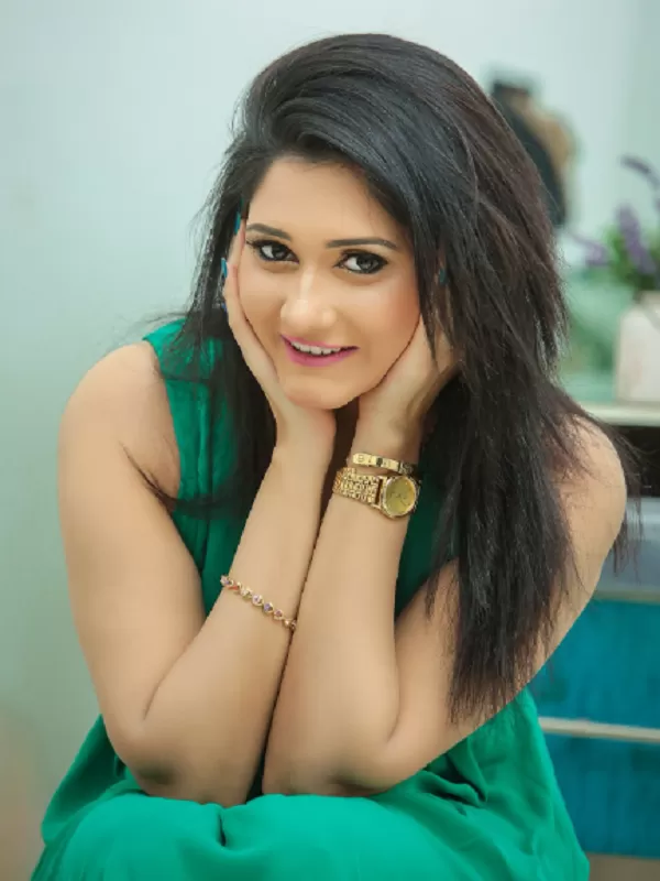 I am alluring and enticing goa call girl. spend night with me. 3 I am alluring and enticing goa call girl. spend night with me. 3