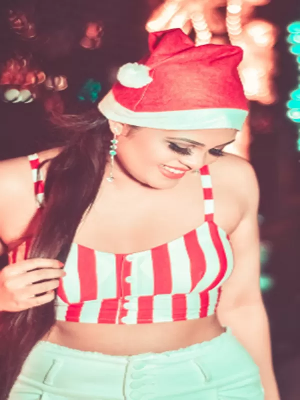 Hello ! I am Himanshi Singh a sexy Kolkata call girl 3 Hello ! I am Himanshi Singh a sexy Kolkata call girl 3