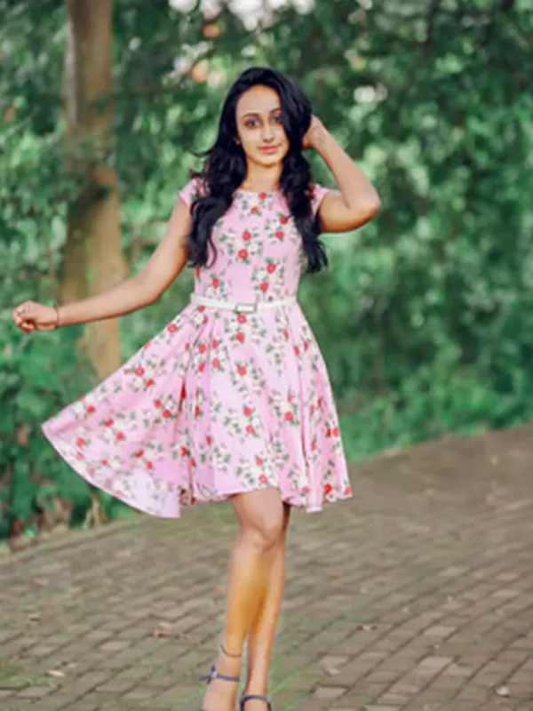 Hello ! I am Sneha Thakur a sexy Kolkata call girl. 2 Hello ! I am Sneha Thakur a sexy Kolkata call girl. 2